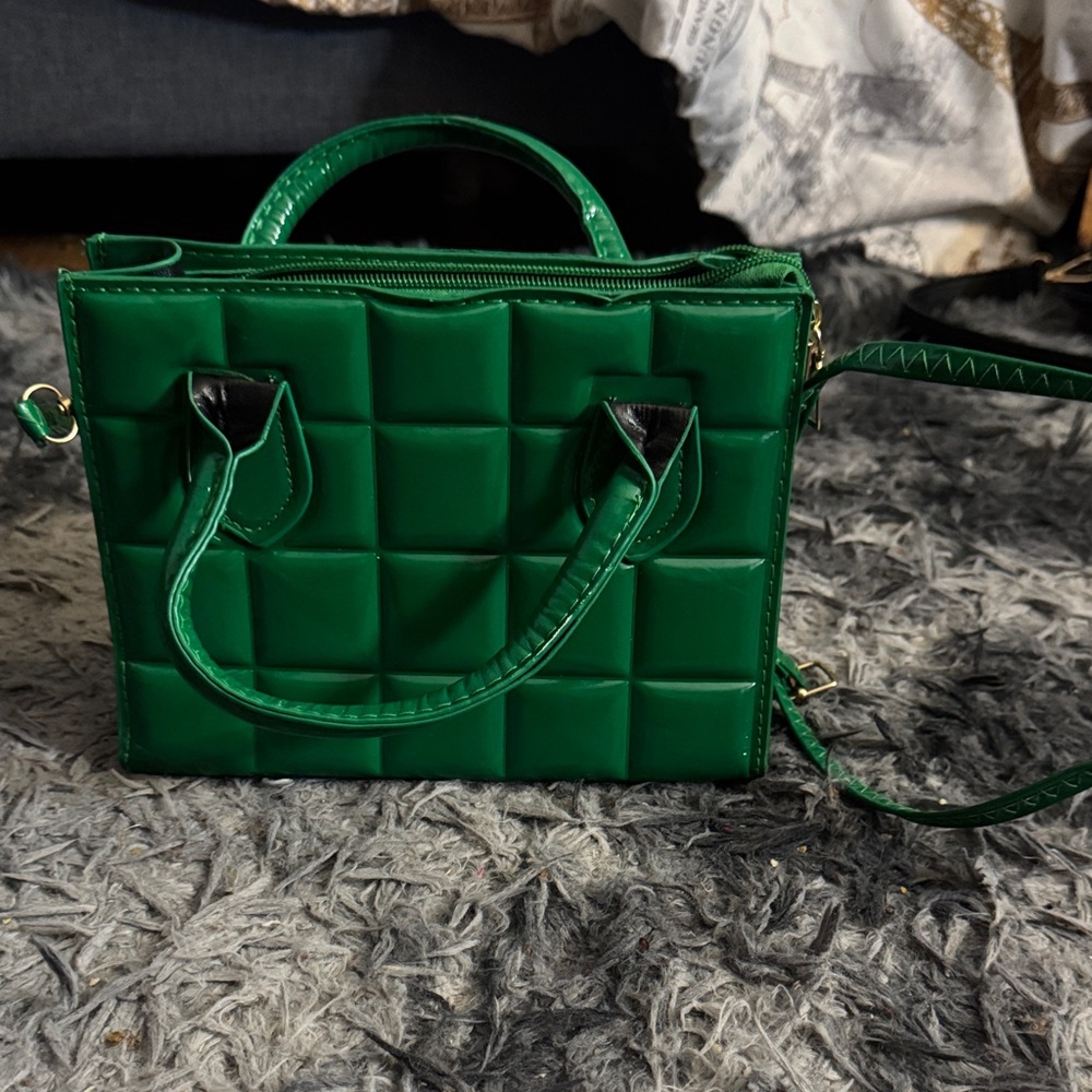 SHEIN Emerald Quilted Mini Bag